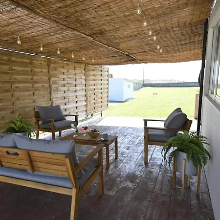 Сasa de vacaciones Casa Lobadiz, En Primera Linea De Playa, Doninos *